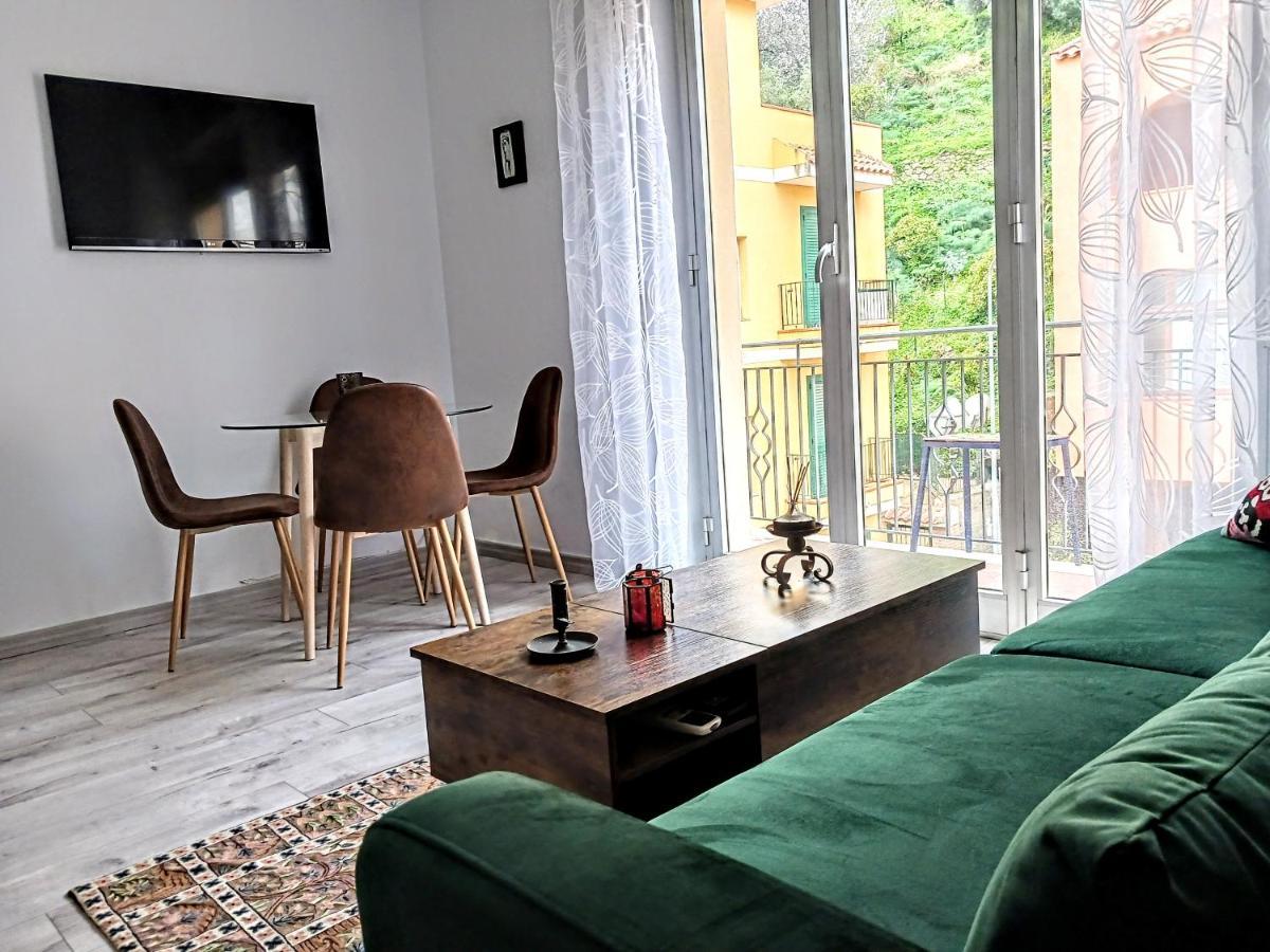 Mungi Bay, Flat With Sea View Roof Top Terrace Giardini Naxos Exterior foto